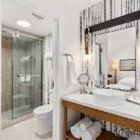 Room #40415511