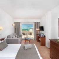 Superior Twin Room with Partial Sea View