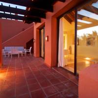 Luxury Three-Bedroom Apartment with Spa Bath