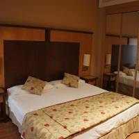 Room #9287956