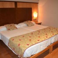 Room #9287957