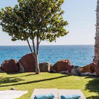 Four-Bedroom Villa with Ocean View - Disability Access 