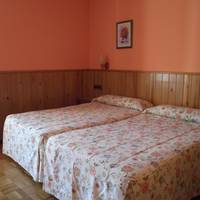 Twin Room with Mountain View