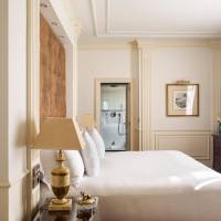 Presidential Penthouse Suite Red Level (4 Adults)