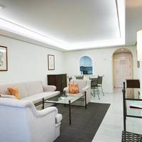 One-Bedroom Apartment with Spa Package