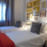Deluxe Twin Room with Partial Sea View