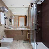 Room #9068027