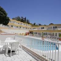 Two-Bedroom Apartment (4 Adults)