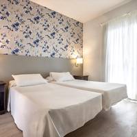 One-Bedroom Apartment (4 Adults)