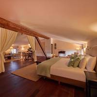 Villalonga Suite (2 Adults)