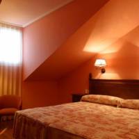 Room #9344336