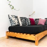 Single Bed in Mixed Dormitory Room