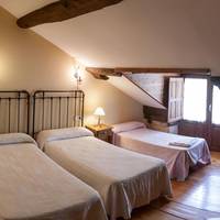 Triple Room with Private Bathroom