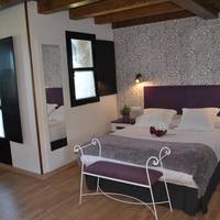 Studio Apartment with Spa Access 