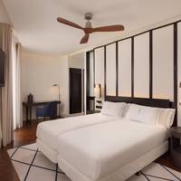 Premier Twin Room