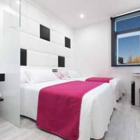 Room #18913817