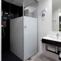 Room #18913818