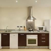 Luxury One-Bedroom Suite with Sea View (2 Adults + 1 Child)