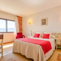 Double or Twin Room with Sea View