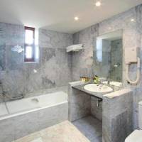 Standard Double Room (2 Adults + 1 Child)
