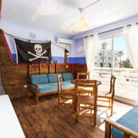 Themed 1-Bedroom Apartment (2 adults + 1 child)