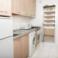One-Bedroom Apartment (3 Adults)