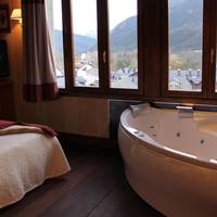 Junior Suite with Spa Bath