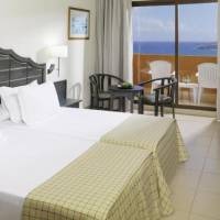 Room #9086071
