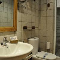 One-Bedroom Apartment  (2-4 Adults) - Avenida Zaragoza 7 -B
