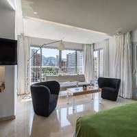 Room #9257037