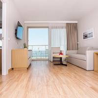 Suite with Sea View (2 Adults + 2 Children)