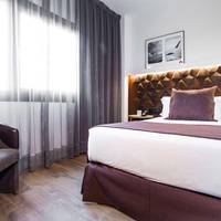 Single Room with Single Bed