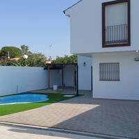 Three-Bedroom Townhouse
