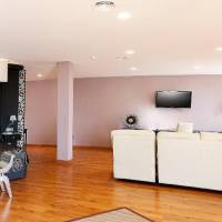 Room #1278029