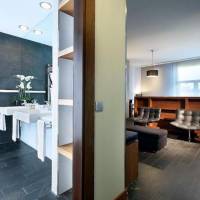 Room #9343545