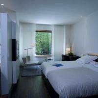Room #4994867
