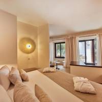Junior Suite with Garden View