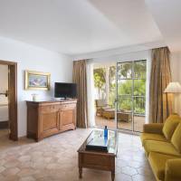 Suite (2 Adults + 2 Children)