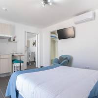 Two Bedroom Deluxe Apartment