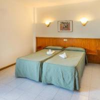 Room #27642828