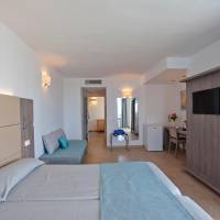 Studio Apartment (2 adults + 1 child)