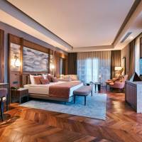Marine Jacuzzi Room
