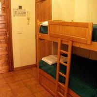 One-Bedroom Apartment (6 Adults)