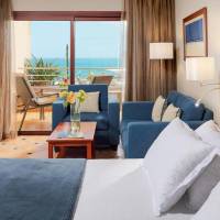 Room #9084940