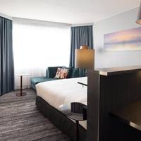 King Plus Room with Executive Lounge access