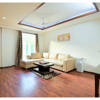 Superior One-Bedroom Apartment