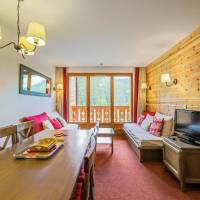 Select One-Bedroom Apartment (6 People)