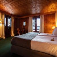 Double or Twin Room with Bath - South