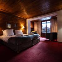 Deluxe Room with Bath - South