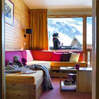 One-Bedroom Apartment (6 Adults)